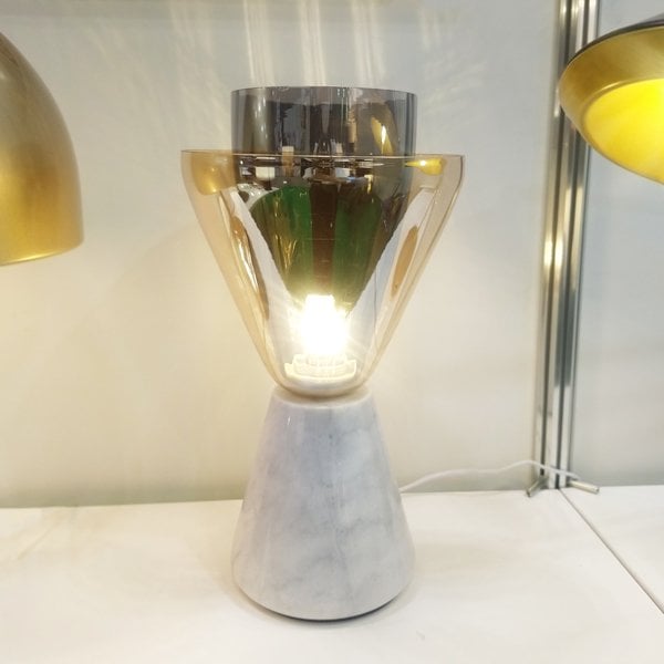 【1台在庫有！】インテリア照明 デザイン照明 テーブルライト マーブル（W230×H420mm）