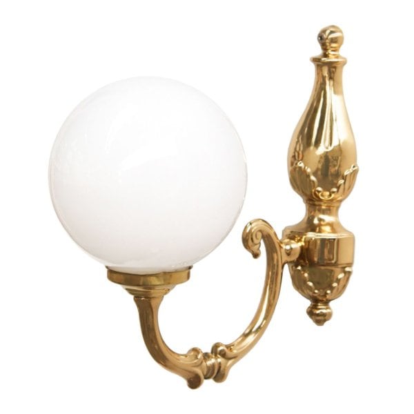 【Mullan】アイルランド「Ben Ornate Brass」ウォールライト1灯 Opal Glass Globe(H300×
W140ｍm)