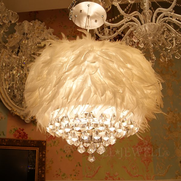 【ALABASTER】ホワイトフェザーシャンデリア 4灯(φ550×H400mm)