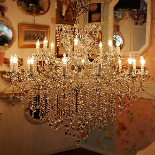 【LA LUCE】アスフールクリスタルシャンデリア 24灯 ゴールドorクローム(W1350×H1150mm)