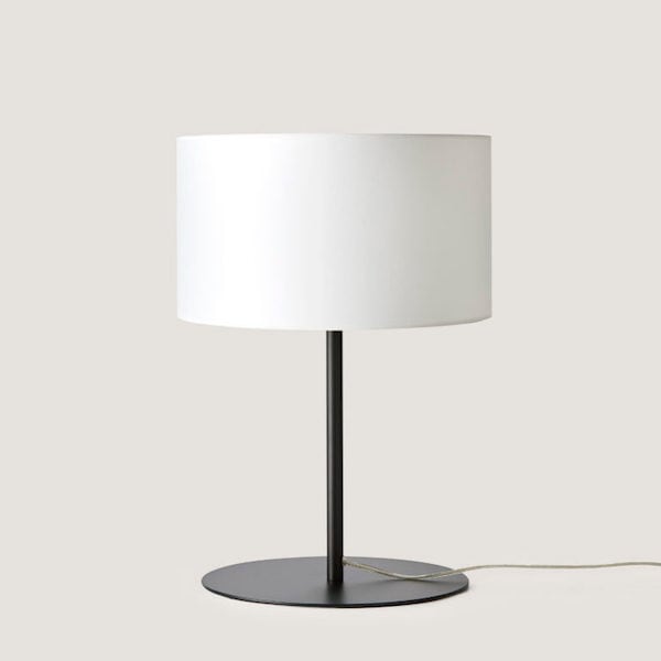 【aromas】 スペイン・インテリア照明「TEX」テーブルライト 1灯 ブラック／ホワイト (φ300×H350mm)