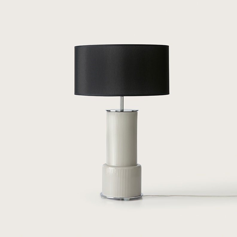 【aromas】 スペイン・インテリア照明「ATINA」テーブルライト 1灯 ブラック／ホワイト／ゴールド／シルバー (φ160×H310mm)