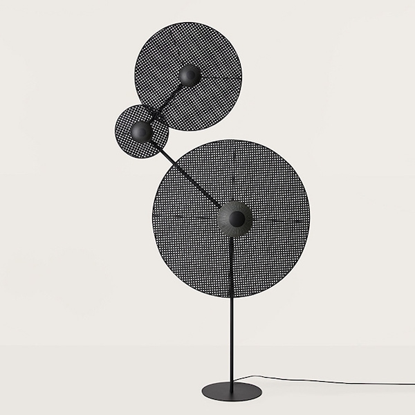 【aromas】 スペイン・インテリア照明「ARCTIC」フロアライト 3灯 ブラック (H2200mm)