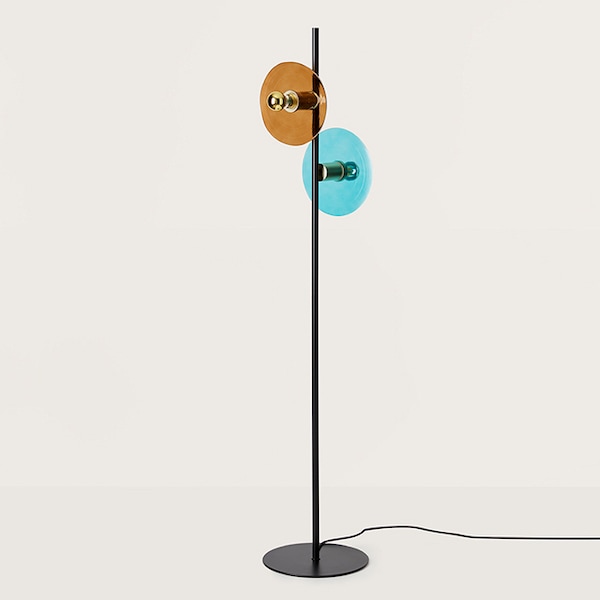 【aromas】 スペイン・インテリア照明「OHLALA」フロアライト 2灯 ブラック／ゴールド (φ300×H1500mm)