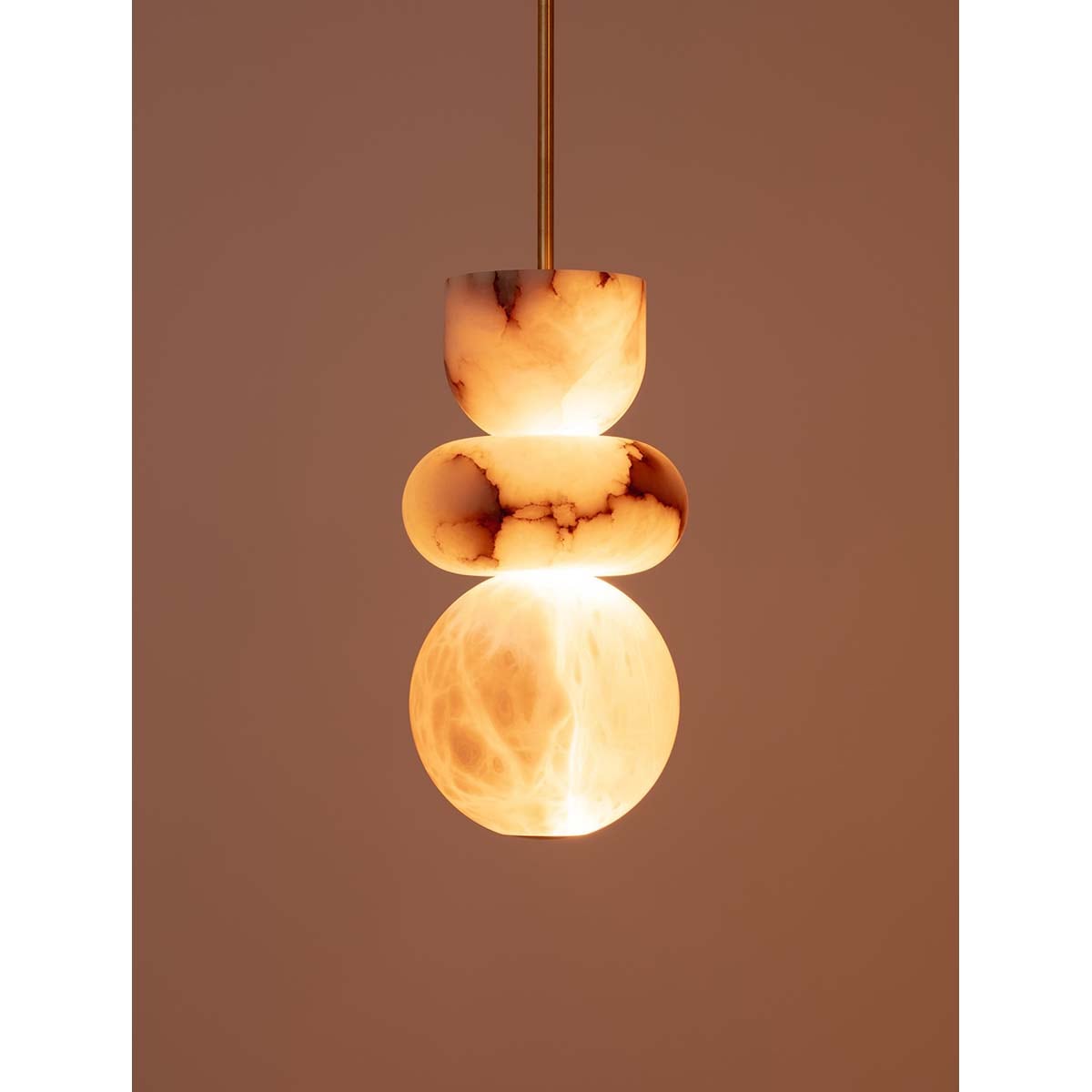 【ALLIED MAKER】 アメリカ・インテリア照明「Alabaster Totem 3」ペンダントライト カスタムカラー (W216×D216×H420mm)