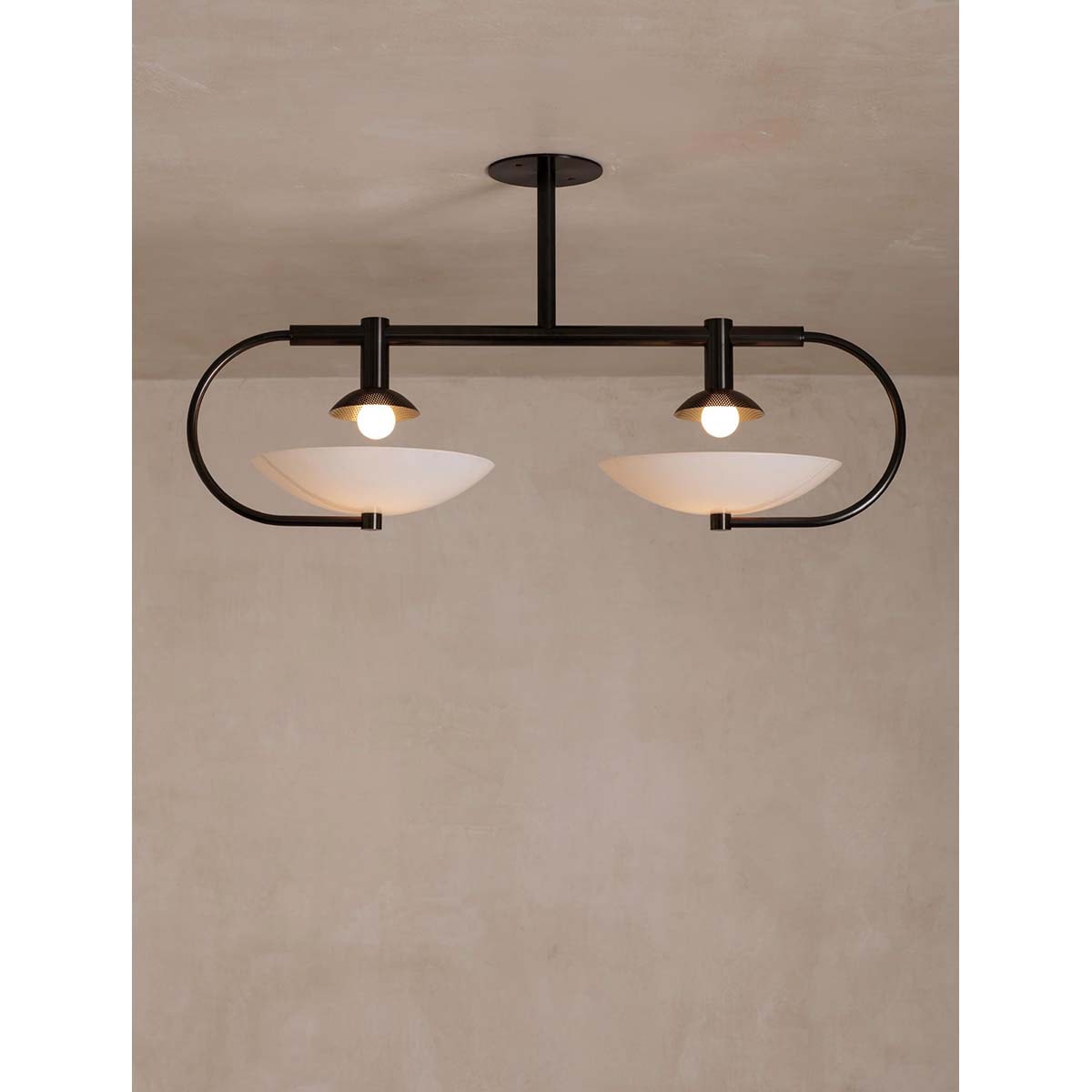 【ALLIED MAKER】 アメリカ・インテリア照明「Aperture Double」ペンダントライト 2灯 カスタムカラー (W871×D293×H273mm)