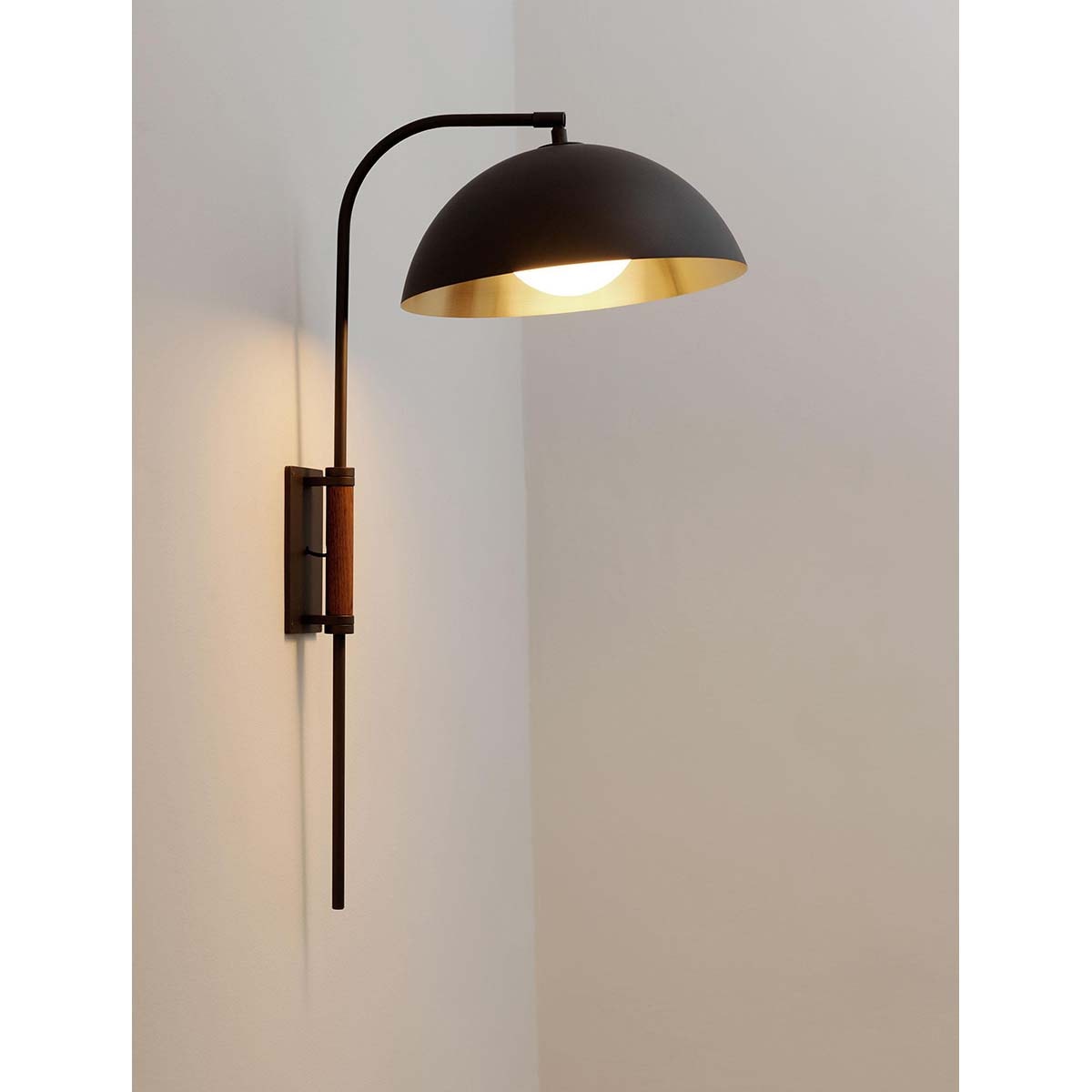 【ALLIED MAKER】 アメリカ・インテリア照明「Clasp Wall Lamp」ウォールライト 1灯 カスタムカラー (W356×D458×H839mm)