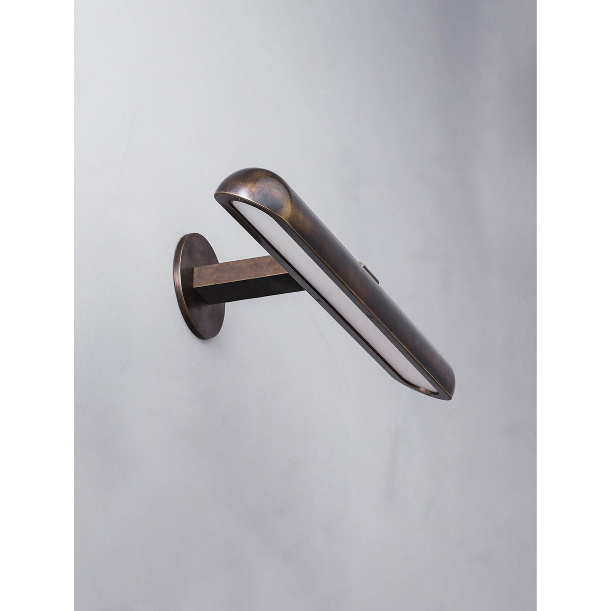 【ALLIED MAKER】 アメリカ・インテリア照明「Gesso Sconce 23