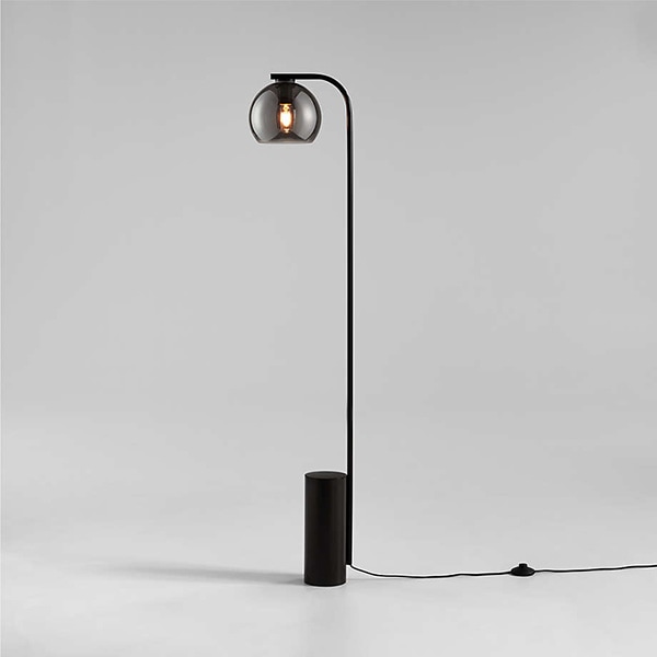 アメリカ・デザイン照明　モダンフロアランプ「Arren」Black・1灯・Round（W305×H1420mm）