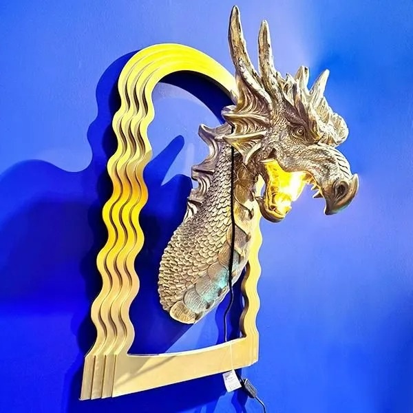 【2台在庫有！】【ドイツ・WERNER VOβ】「Drake」ドラゴン ウォールライトフレーム付き ゴールド