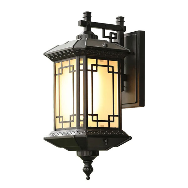 【リーズナブル】屋外用 デザイン照明　アンティーク調ウォールライト　1灯（W180×D235×H440mm） ウォールライト・ブラケットライト