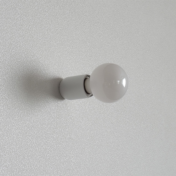 【国内メーカー】デザイン照明「muni」ウォールライト　ホワイト（φ42×H54mm）