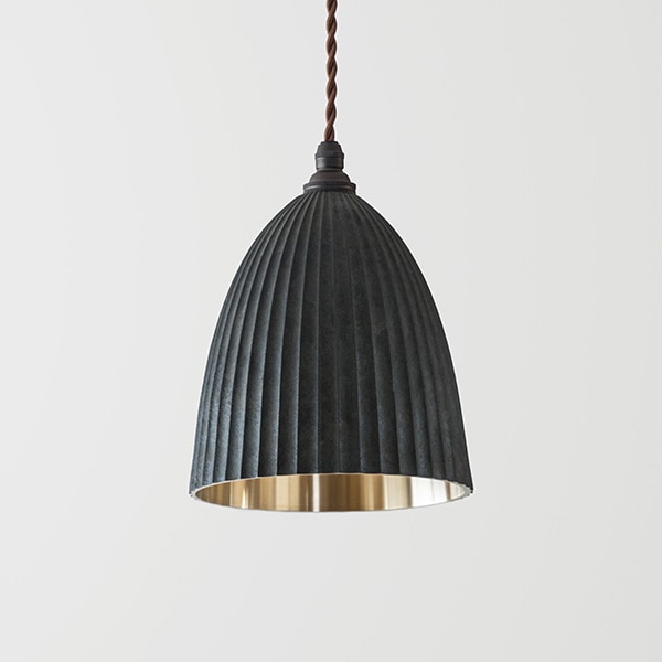 【FUTAGAMI】「ペンダントランプ プリーツ ロング」1灯・黒ムラ（φ160×H210mm）