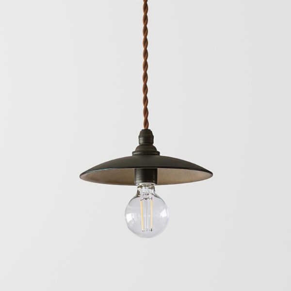 【FUTAGAMI】「ペンダントランプ 円盤」1灯・黒ムラ（φ150×H52mm）