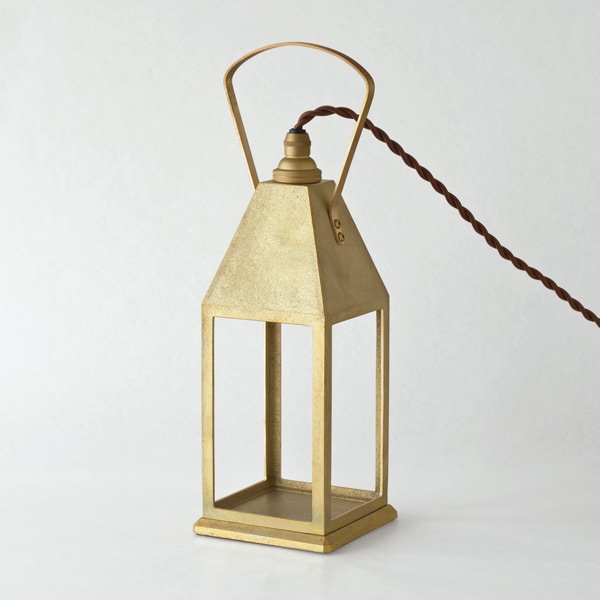 【FUTAGAMI】「ランタンランプ　置き型」1灯・鋳肌（W103×D103×H261mm）