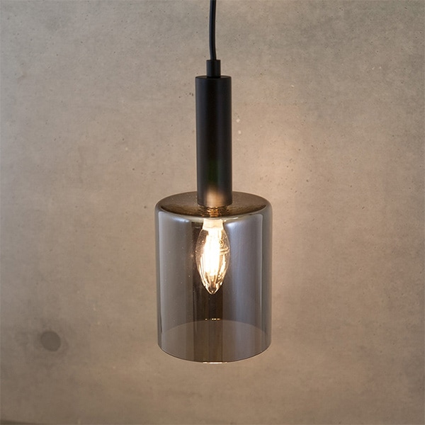 スタイリッシュ　ペンダントランプ　1灯・ブラック（φ120×H280mm）
