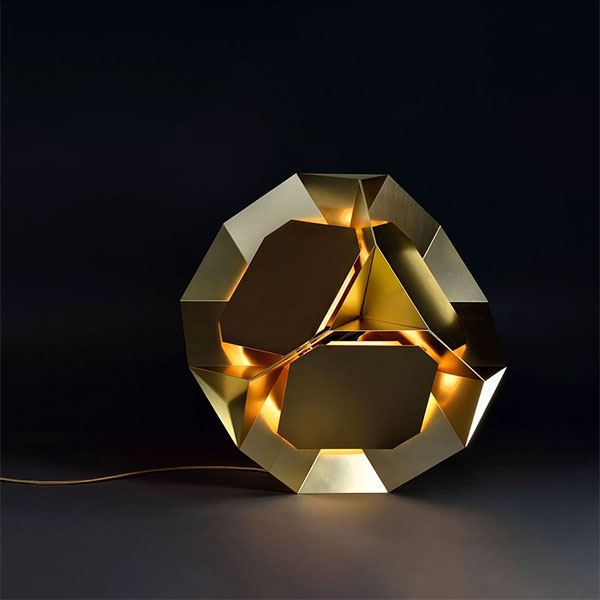 【Rakumba】オーストラリア・デザイン照明「Pylite」フロアライト（W560×D560×H560mm）