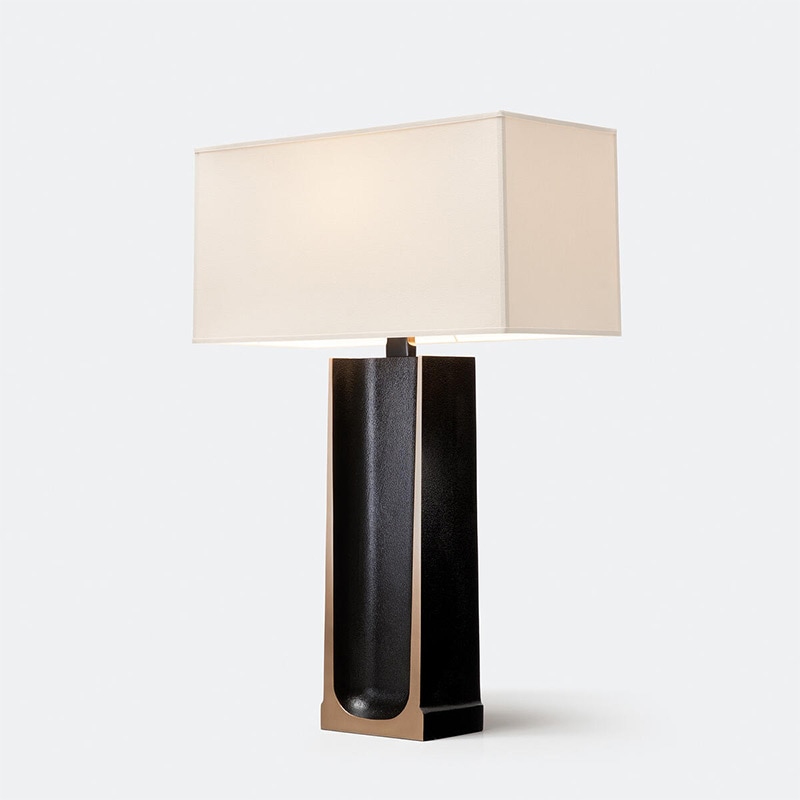 【HOLLY HUNT】アメリカ・デザイン照明「Ingot」テーブルライト 1灯（W480×D230×H710mm）