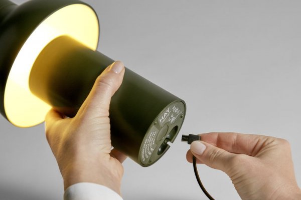 【HAY】「PC Portable table lamp, olive」テーブルランプ オリーブ(Φ140×H220mm)