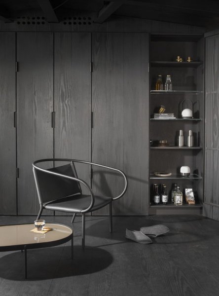 【Menu】「Carrie LED table lamp, black」テーブルランプ ブラック(Φ135×H245mm)