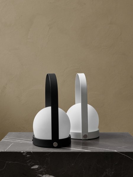 【Menu】「Carrie LED table lamp, black」テーブルランプ ブラック(Φ135×H245mm)