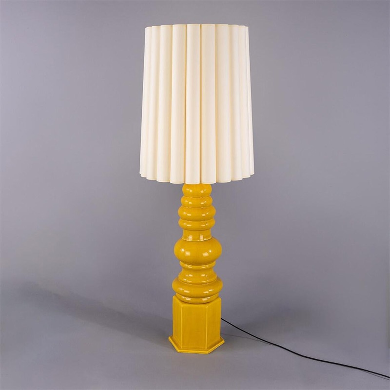 【Mullan】アイルランド「Safi-Large」セラミック シェードテーブルランプ 1灯 ピンク／イエロー（φ500×H1380mm）