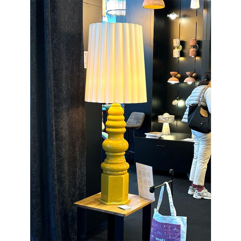 【Mullan】アイルランド「Safi-Large」セラミック シェードテーブルランプ 1灯 ピンク／イエロー（φ500×H1380mm）
