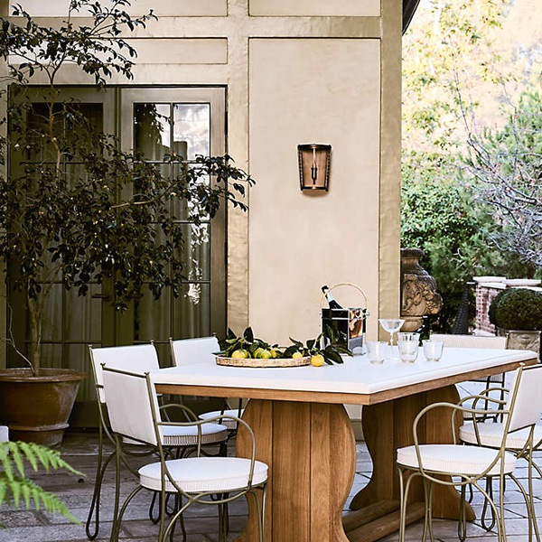 アメリカ・デザイン照明　モダンメタルウォールライト「Norbury」1灯（W226×D122×H297mm）