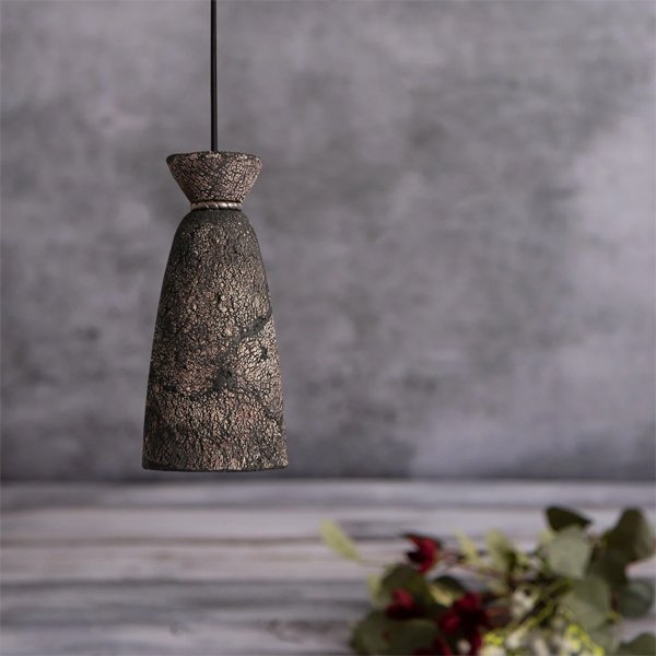 【Mullan】アイルランド・「PANDO」オーガニックセラミックペンダントライト1灯・BLACK CLAY（W140×H300mm）