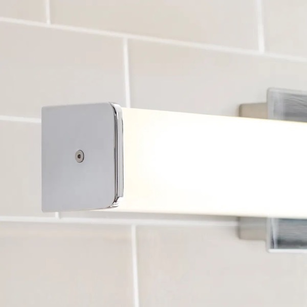 【TECH LIGHTING】アメリカ・ウォールライト「Lynn 25 Bath」シルバー（W638×D110×H122mm）