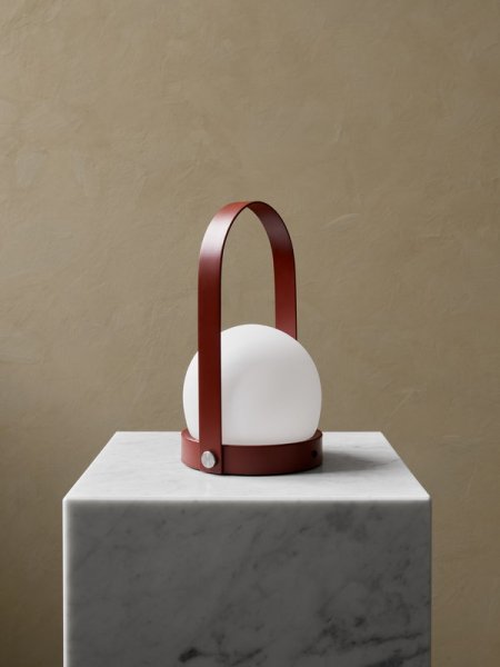 【Menu】「Carrie LED table lamp, burned red」テーブルランプ バーンドレッド(Φ135×H245mm)