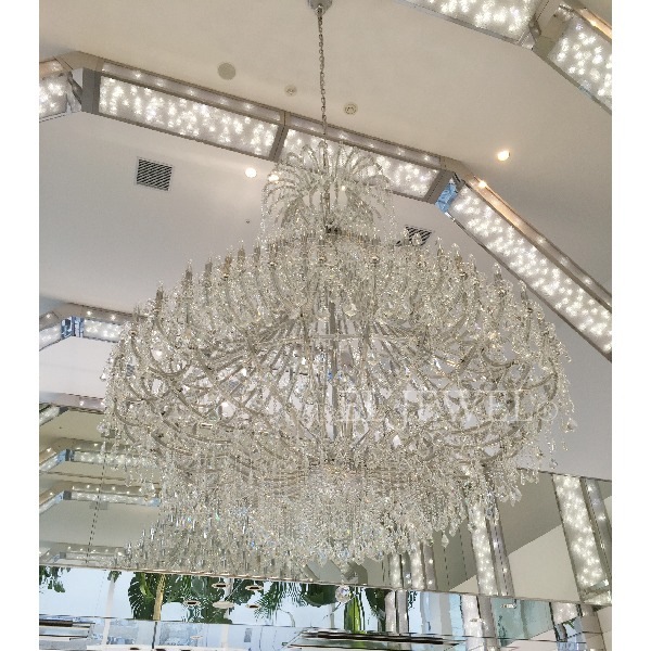 【LA LUCE】大型クリスタルシャンデリア 162灯(φ2250×H2500mm)