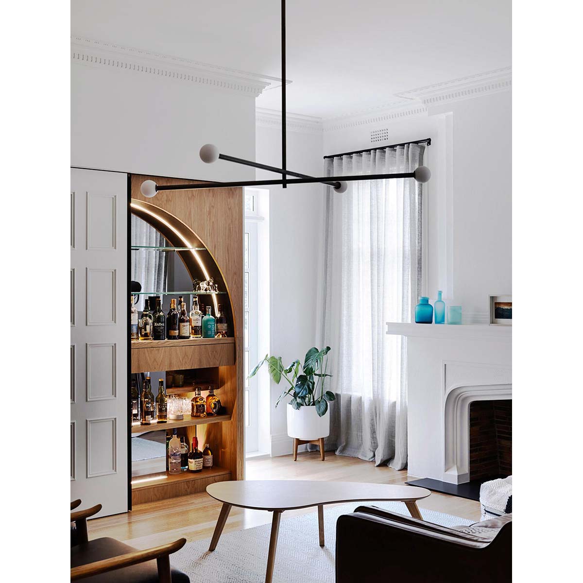 【ALLIED MAKER】 アメリカ・インテリア照明「Brass X4」ペンダントライト 4灯 カスタムカラー (W991×D991×H121mm)