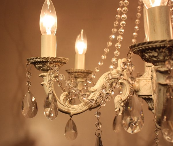 シャンデリア6灯アンティークホワイト