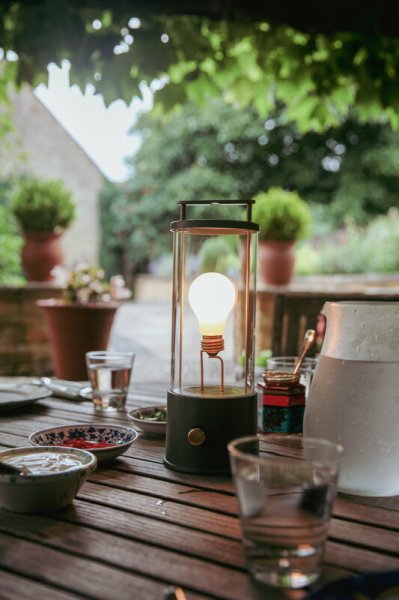 【Tala】北欧デザイン照明「The Muse portable lamp, Hackles Black」テーブルライト(Φ125×H338mm)
