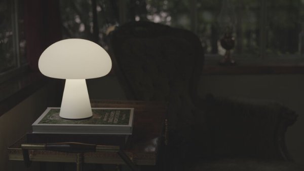 【GUBI】北欧デザイン照明「Obello table lamp, frosted glass」テーブルライト(Φ220×H240mm)