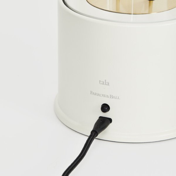【Tala】北欧デザイン照明「The Muse portable lamp, Candlenut White」テーブルライト(Φ125×H338mm)