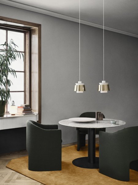 【&Tradition】デンマーク・北欧デザイン照明「Lucca SC51 table lamp」コードレステーブルランプ オパール-ブラック(Φ160×H280mm)