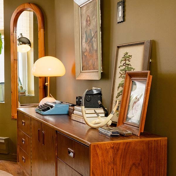 【MITZI】アメリカ・モダンテーブルライト「Cortney」1灯・ホワイト（Φ299×H464mm）