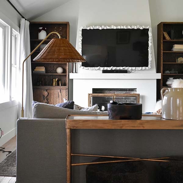 【MITZI】アメリカ・モダンフロアライト「Lauren」1灯・ゴールド（W496×D648×H1524mm）