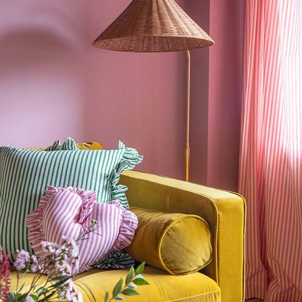 【MITZI】アメリカ・モダンフロアライト「Lauren」1灯・ゴールド（W496×D648×H1524mm）