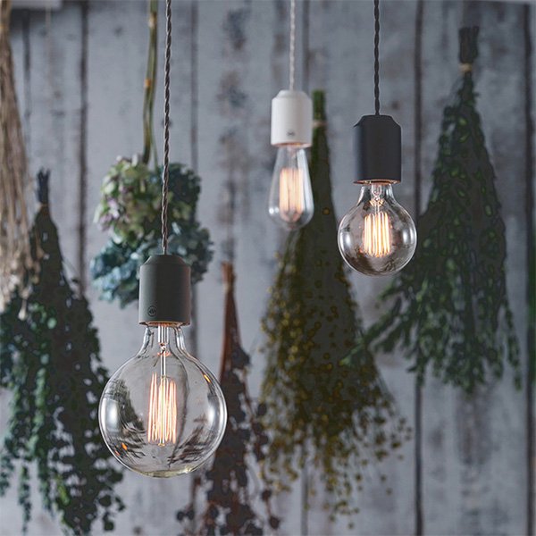 セラミックジュピターペンダント「Ceramic Jupiter」1灯（ブラック／グレー／ホワイト）