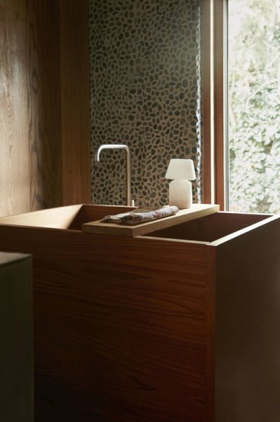 【HAY】北欧デザイン照明「Apollo Portable table lamp, white」テーブルライト(Φ125×D220mm)