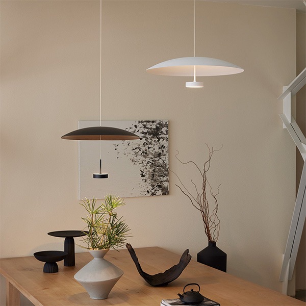 コアLEDシェードペンダントライト「Core LED-shade pendant light」1灯・ブラック／ホワイト（φ540mm）