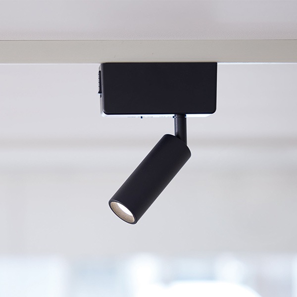 グリッドスリム1ダクトダウンライト「Grid slim 1-duct down light」1灯・ブラック／ホワイト（φ30×D80mm）