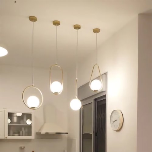 【リーズナブル】ガラスボールデザインペンダントライト 1灯 ゴールド／ブラック