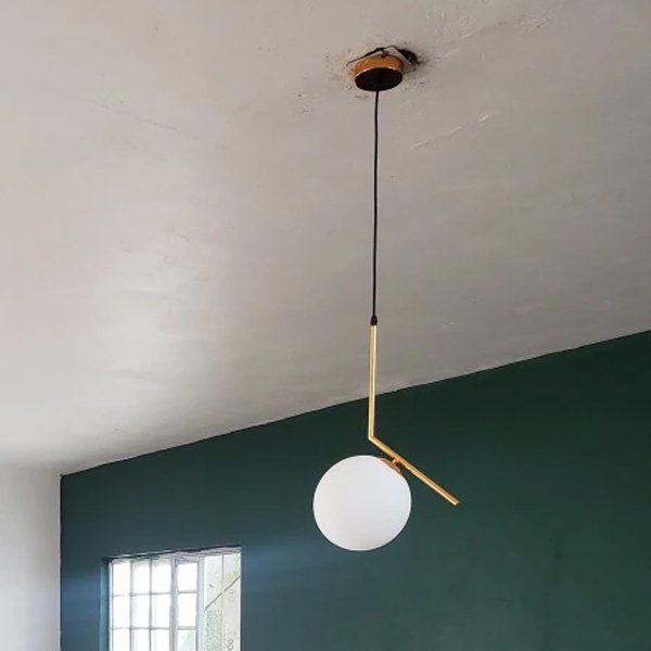 【リーズナブル】ガラスボールデザインペンダントライト 1灯 ゴールド／ブラック