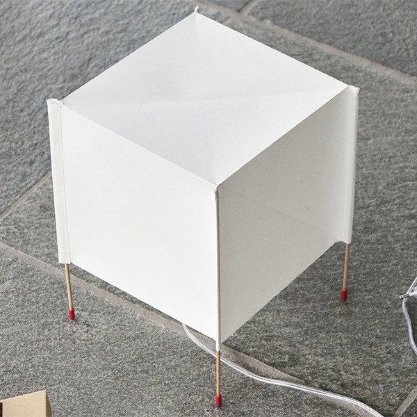 【Hay】デンマーク・インテリア照明「Paper Cube」テーブルライト（W215×D215×H305mm）