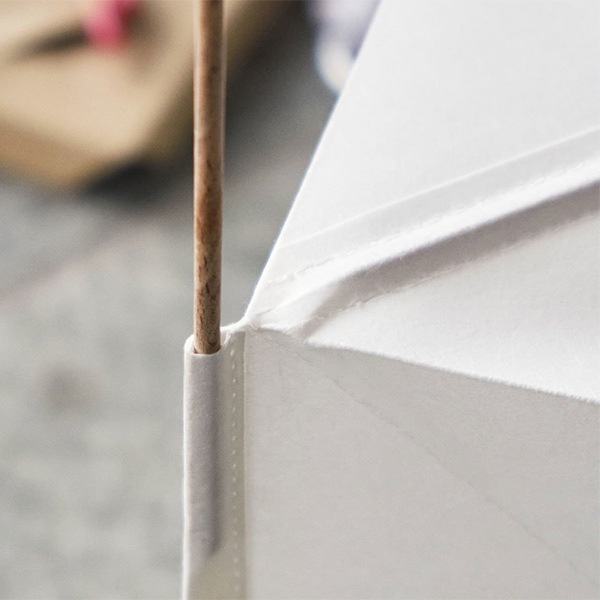 【Hay】デンマーク・インテリア照明「Paper Cube」テーブルライト（W215×D215×H305mm）