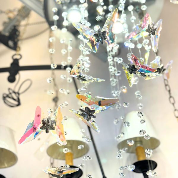 【１台在庫有！】【LA LUCE】ワイヤーアートクリスタルシャンデリア 4灯 シルバー(W400×H1200mm)